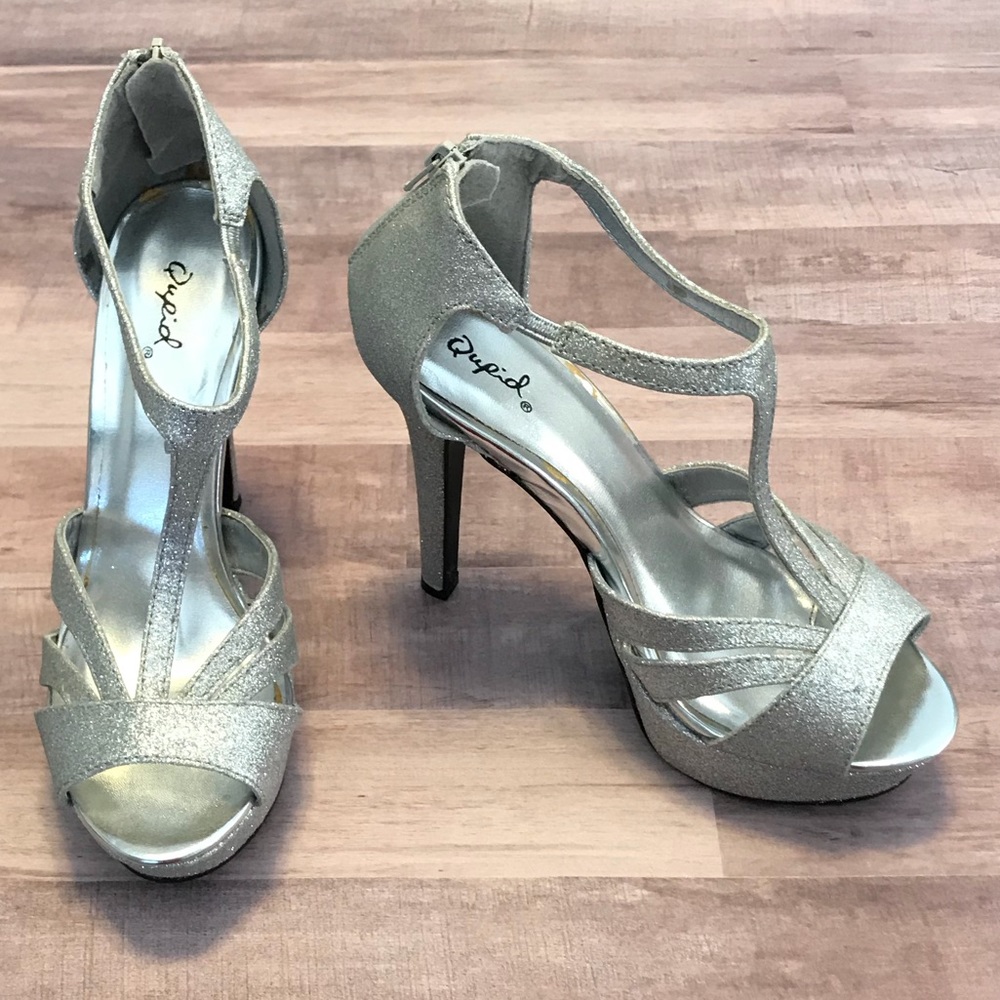 Qupid Silver Glittery Heels